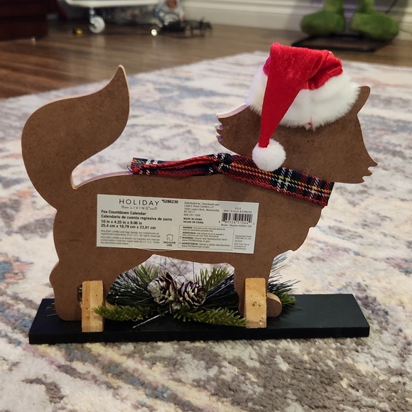 Fox Christmas Countdown Calendar - Picture 3 of 3